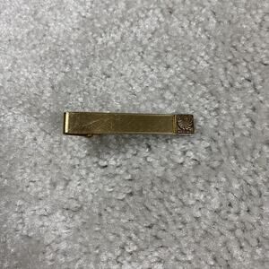 Vintage Broyhill Gold Tone Logo Tie Bar Clip Mens Metal Business Dress Menswear